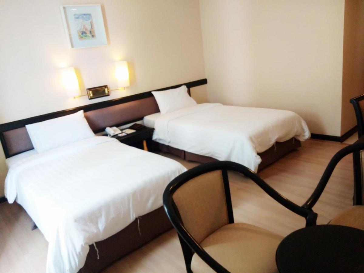 The City Hotel Sriracha By Bbh Japan Si Racha Eksteriør bilde