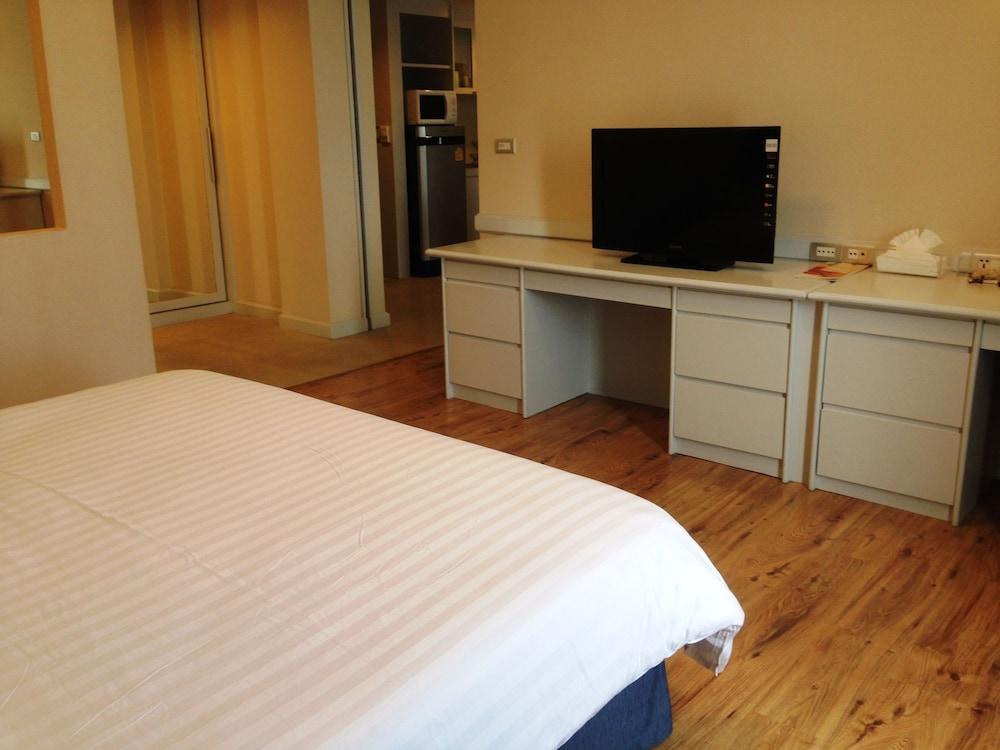 The City Hotel Sriracha By Bbh Japan Si Racha Eksteriør bilde