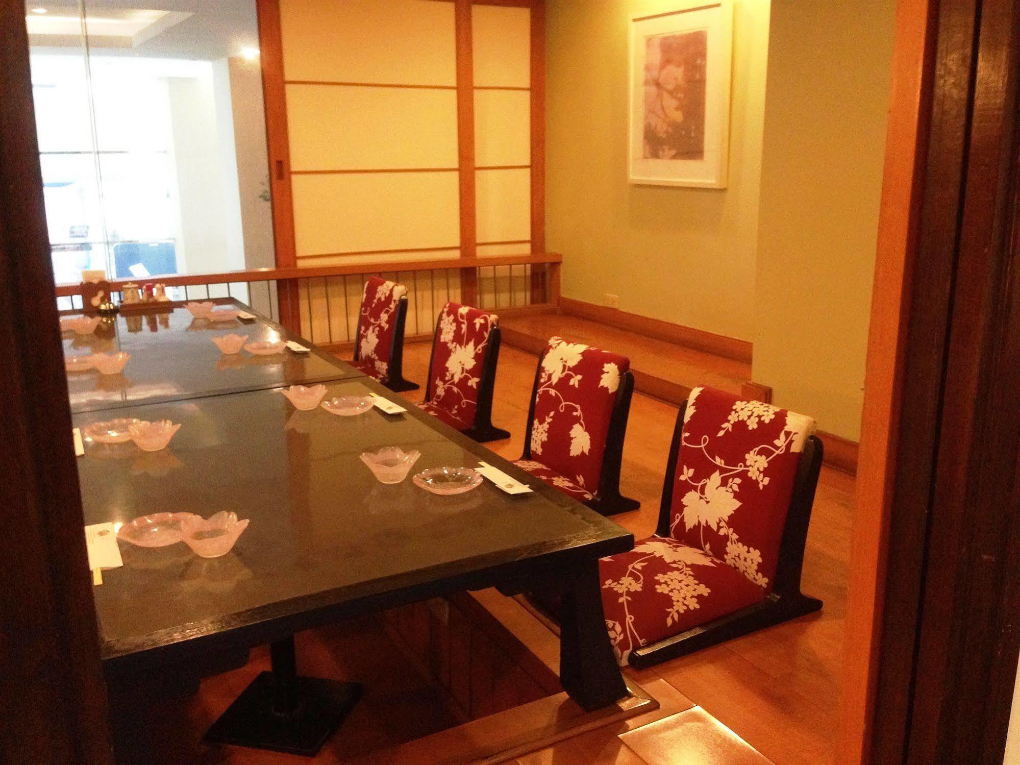 The City Hotel Sriracha By Bbh Japan Si Racha Eksteriør bilde