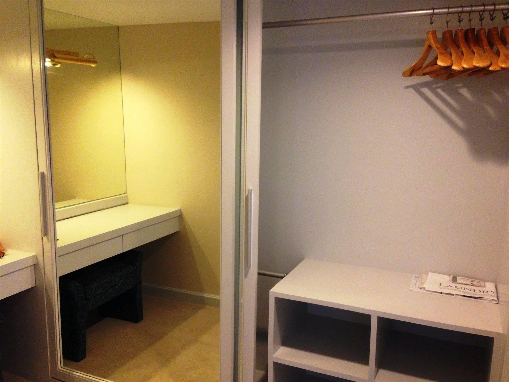 The City Hotel Sriracha By Bbh Japan Si Racha Eksteriør bilde